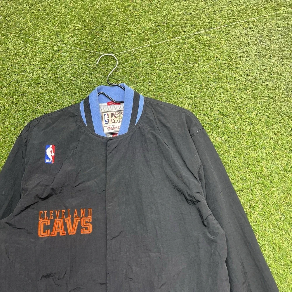 Cleveland Cavs Mitchell and Ness Jacket Mens Medium 40 Authentic Warm Up Zip Up